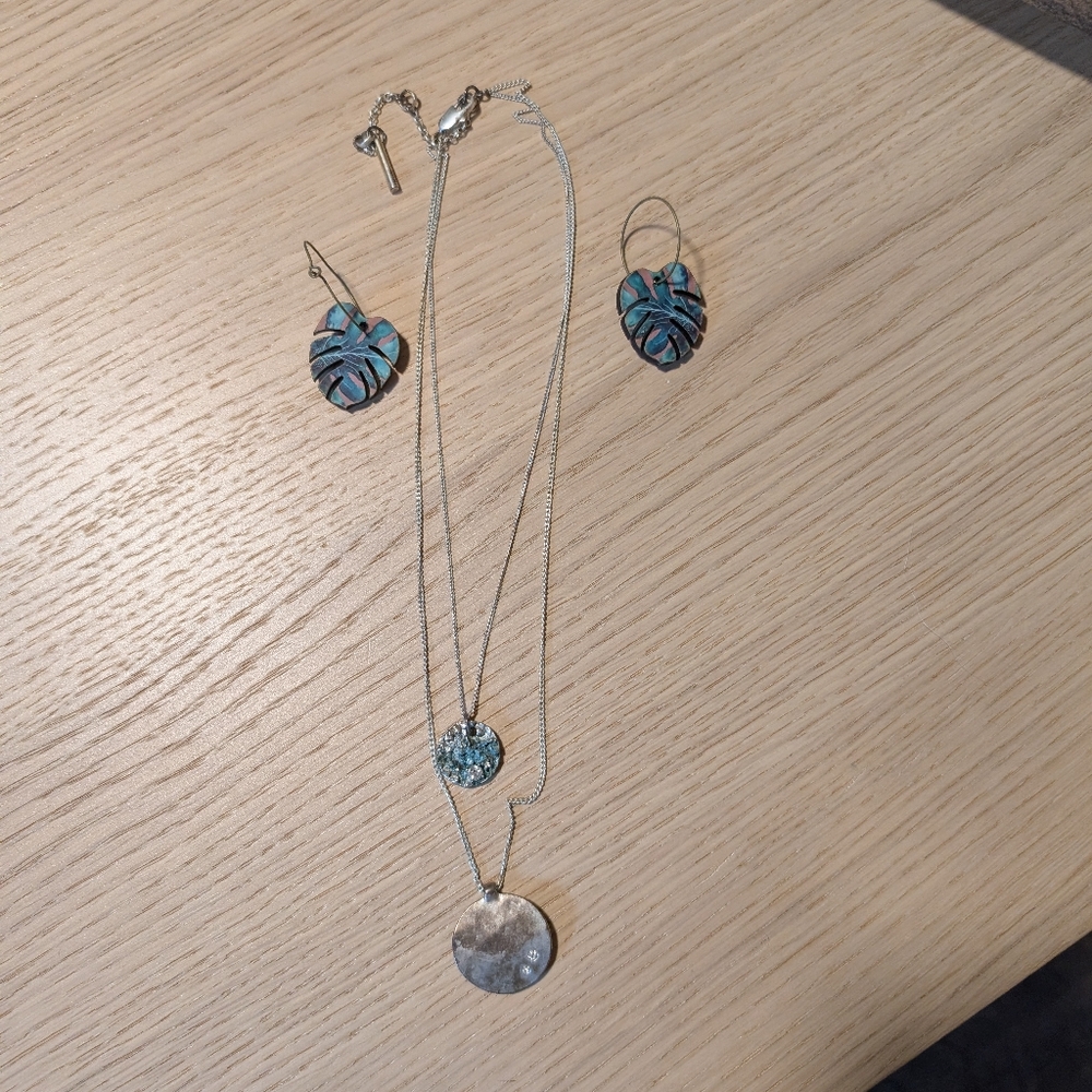Silver and Blue Leaf Jewelry Set
